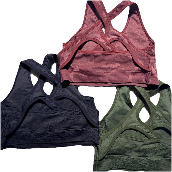 Gymshark Bundle of 3 Cross Performance Logo Sports Bra Top Sz M - Picture 4 of 8